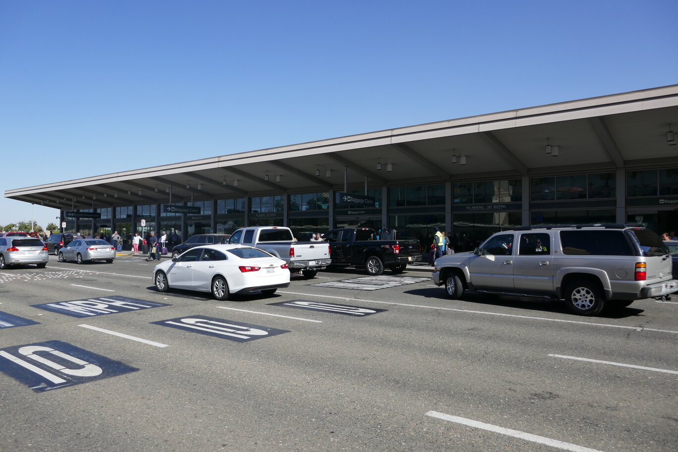 Sacramento International Airport (SMF) (2017年10月撮影)