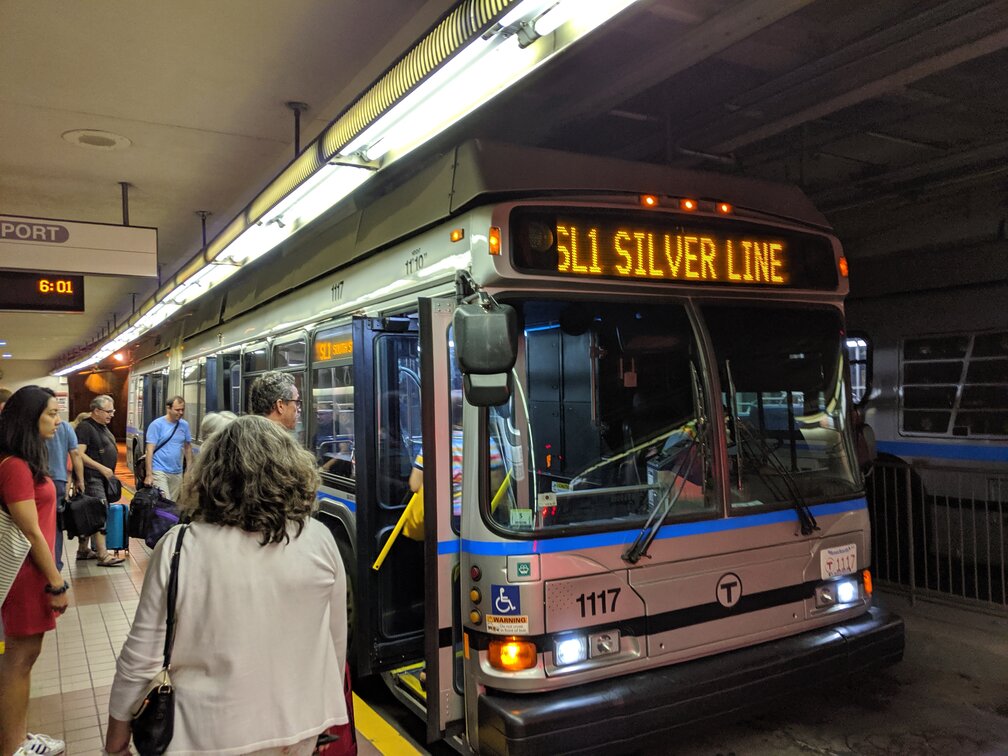 Silver Line 1 @ South Station (2019年7月撮影)