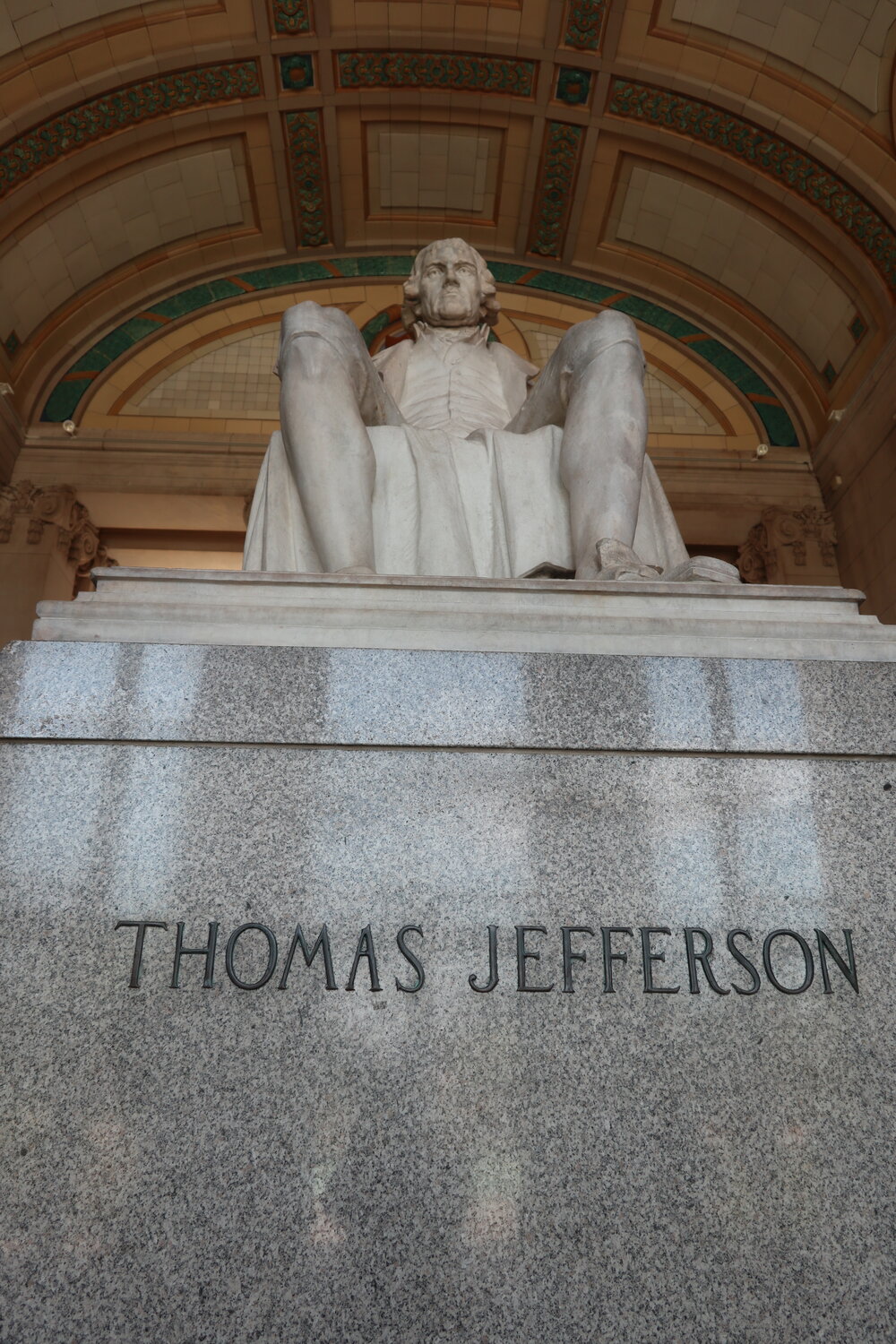 ジェファーソン像 (2022年8月撮影)