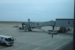 ボーディングブリッジのさりげないキティ@OIT