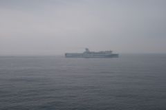 すれ違った姉妹船 (はまゆう)