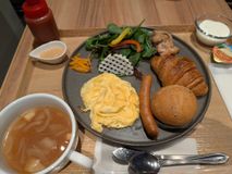 ホテルの朝食 (3)