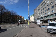 Viru停留所付近 (ここは安全地帯すらない)