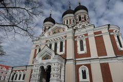 下から見るAleksander Nevski katedraal(アレクサンドル・ネフスキー大聖堂)