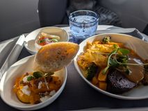 五便目の機内食(AY) (1)