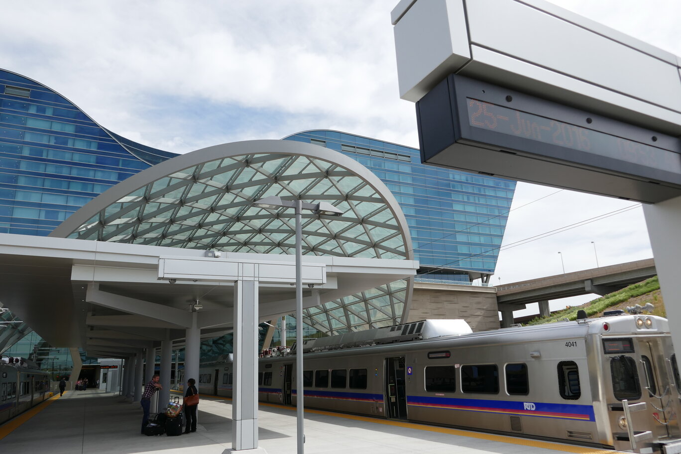 Denver Airport Station (2016年6月撮影)