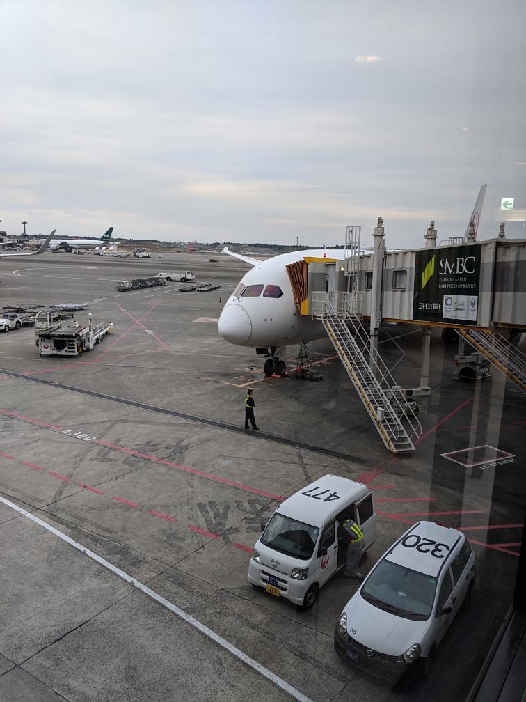 JA825J@NRT