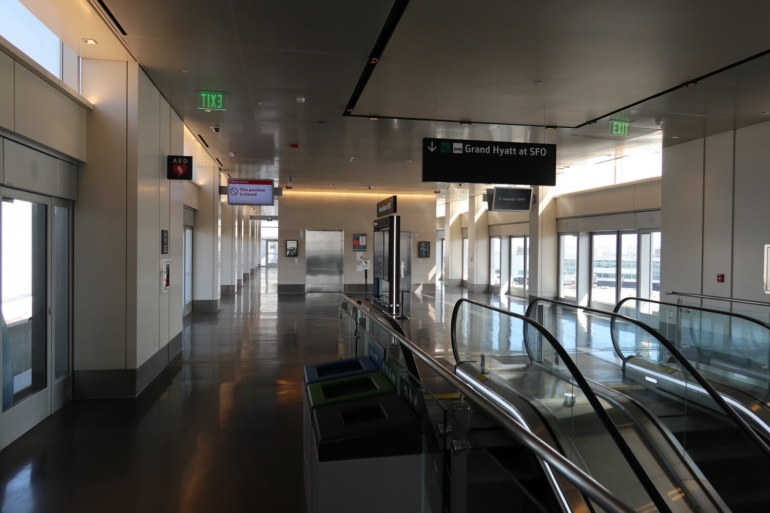 新しくできたAirTrainの駅(Grand Hyatt at SFO)