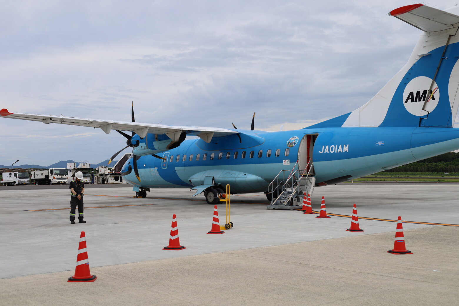 ATR42-600 (JA01AM)@KMJ