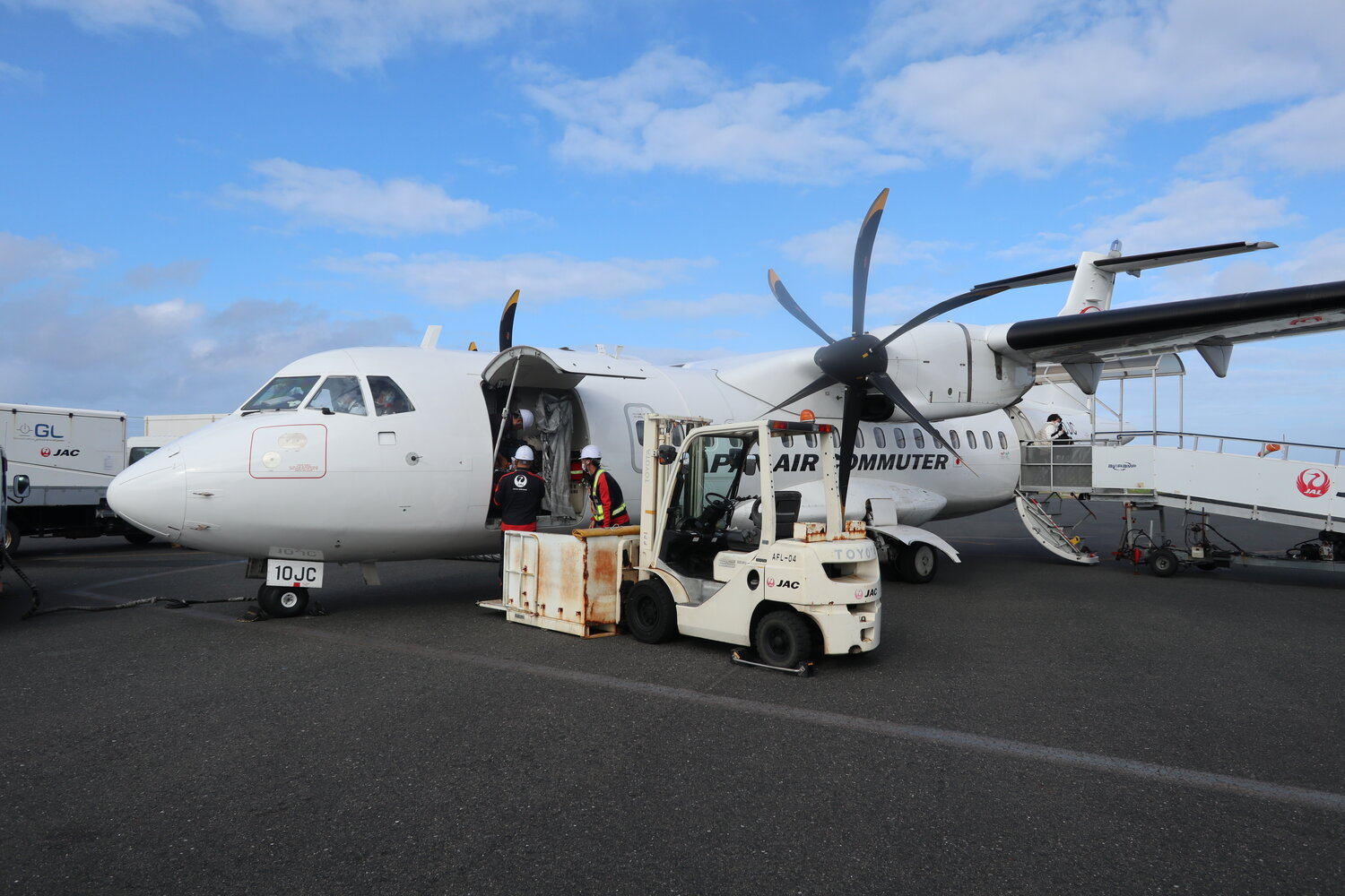 乗った飛行機(JA10JC, ATR42-600)